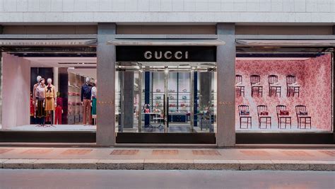 gucci kansas city plaza|Find A GUCCI Store Near You .